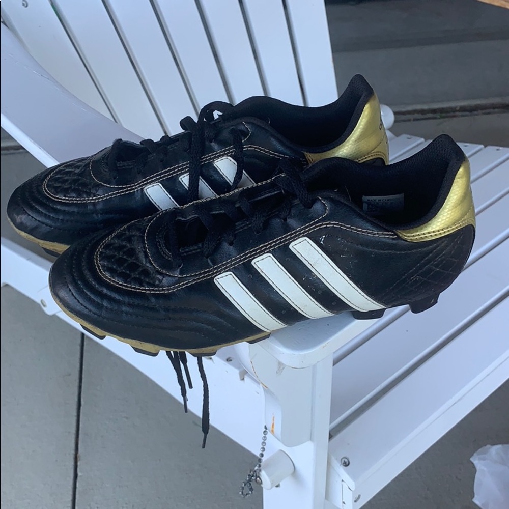 Adidas soccer/baseball kleets